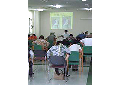 健康体操（腰痛予防について）[5月23日（土）]